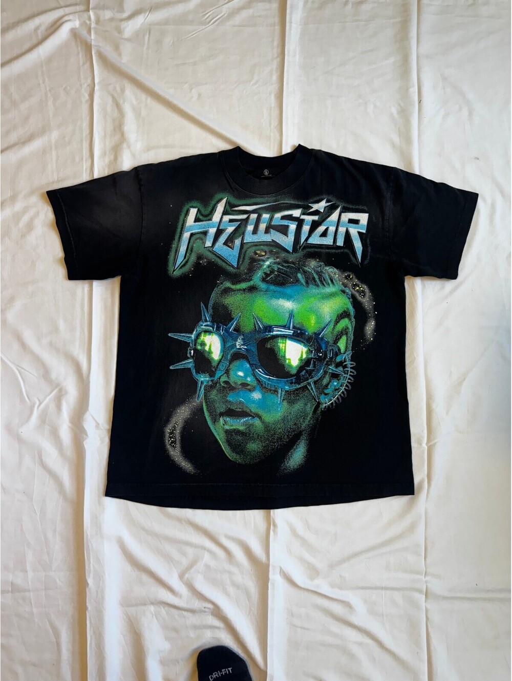 Hellstar 'The Future Is Hellstar' Alien Black Tee — Size M